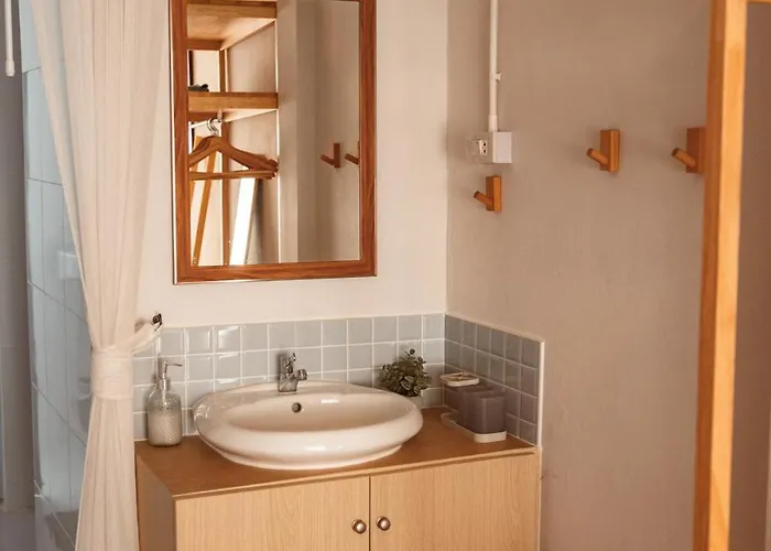 Spacious Relaxing Townhouse With Rooftop In Ekamai Bangkok