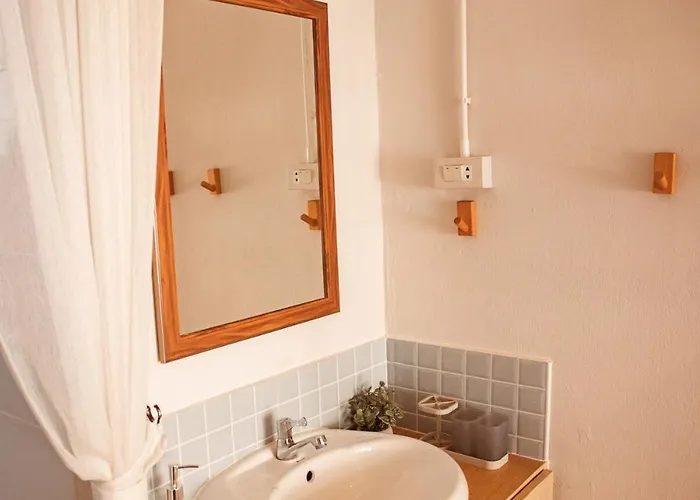 Spacious Relaxing Townhouse With Rooftop In Ekamai * Bangkok