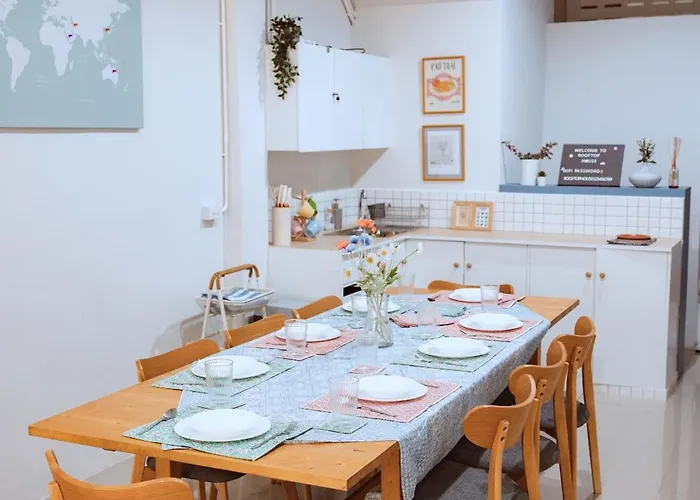 Spacious Relaxing Townhouse With Rooftop In Ekamai Ferienhaus *
