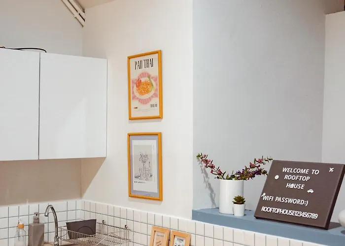 Spacious Relaxing Townhouse With Rooftop In Ekamai *